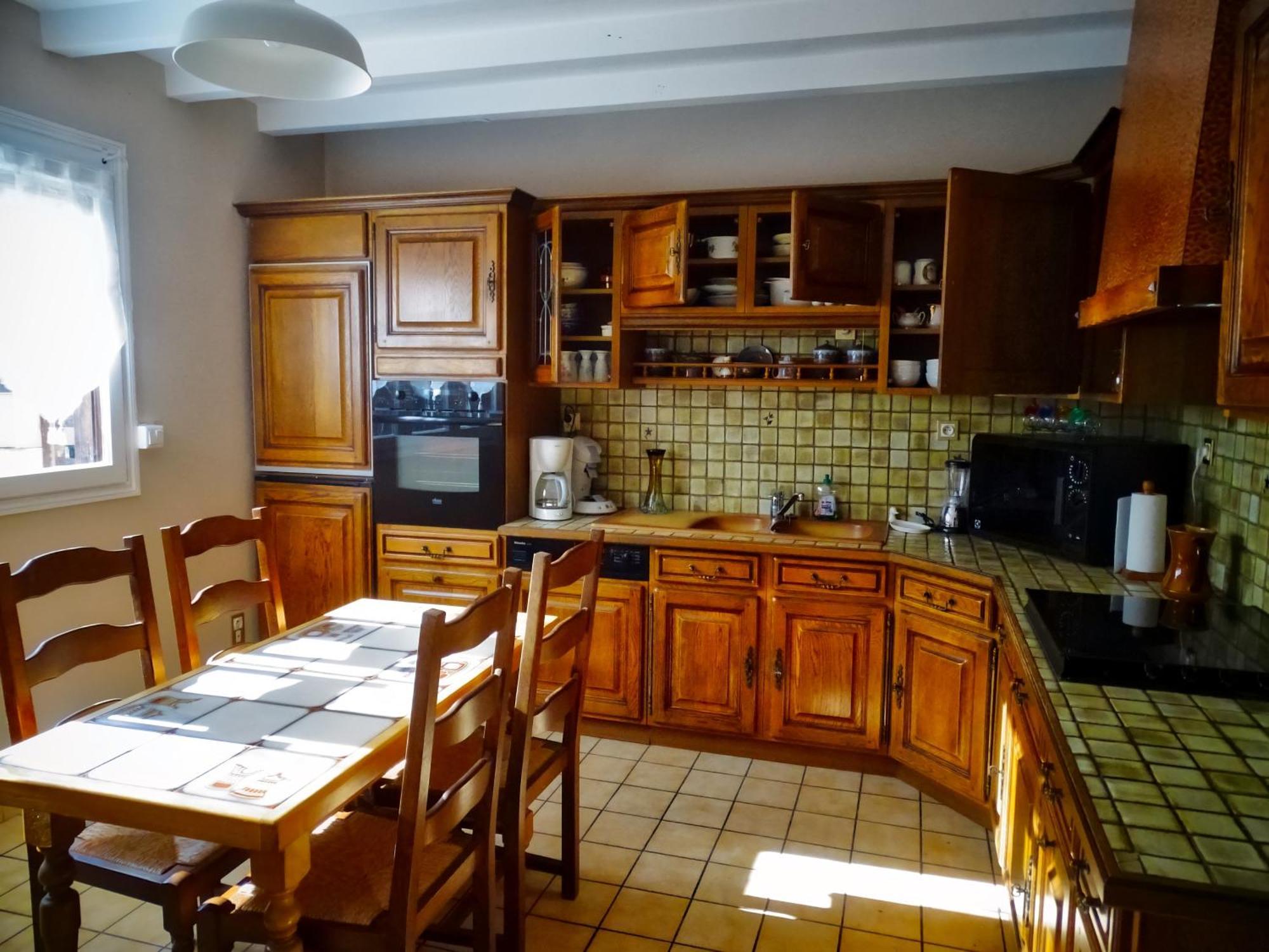 Maison A Louer Бес-э-Сент-Анастез Экстерьер фото
